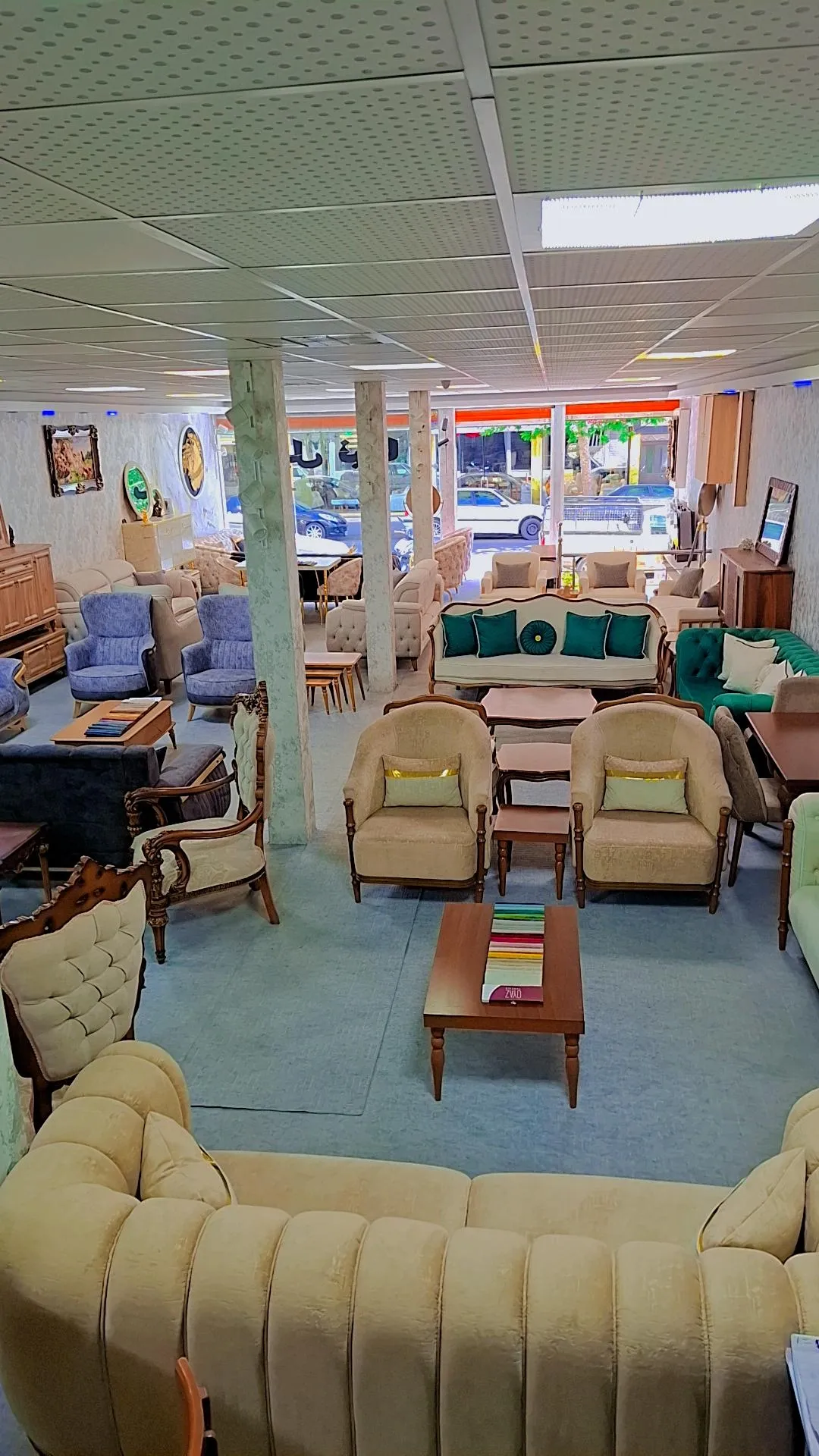 مبلمان نیما