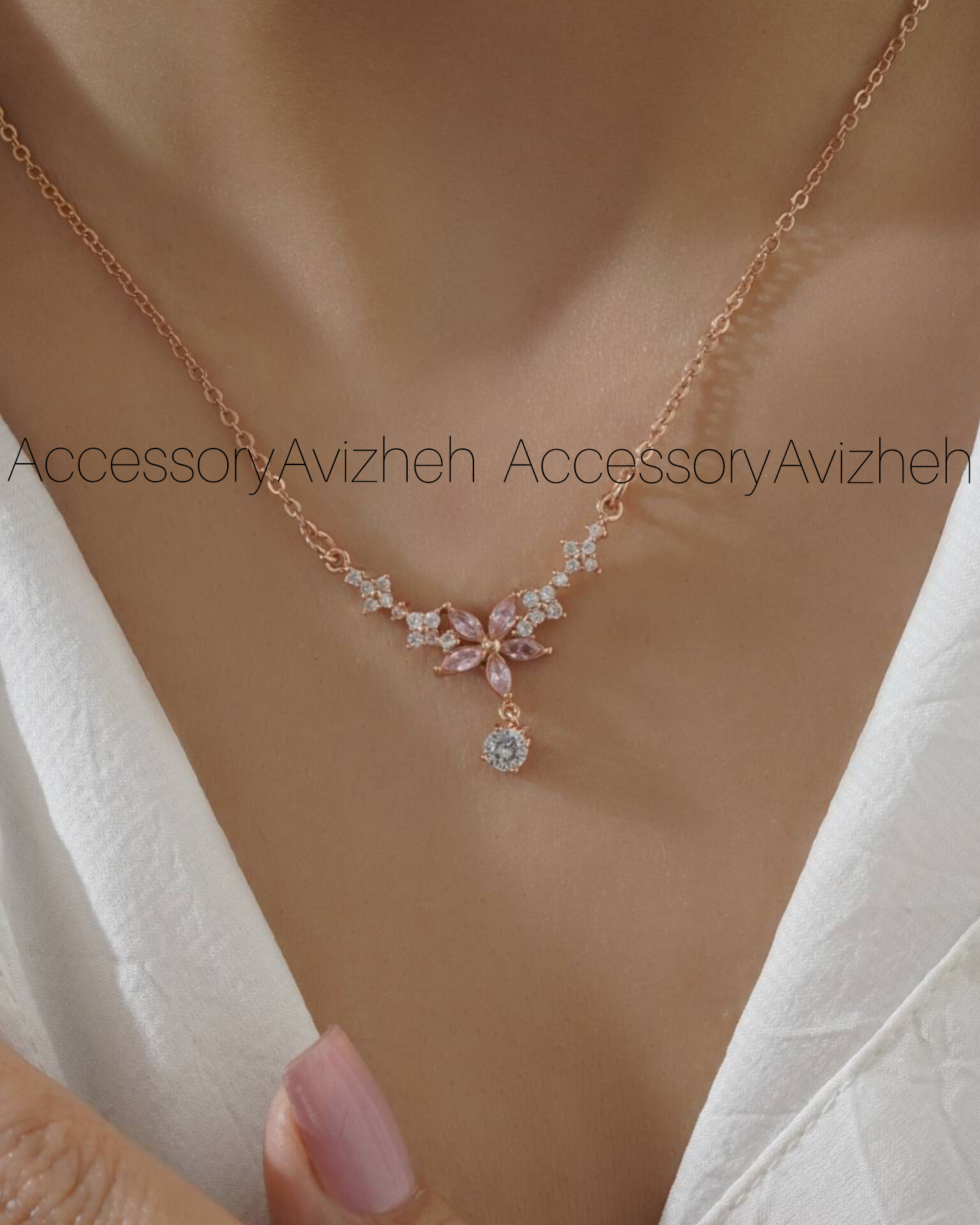 اکسسوری آویژه