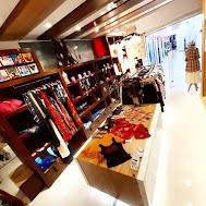 بوتیک ( پوشاک زنانه ) دگمه شعبه فردیس