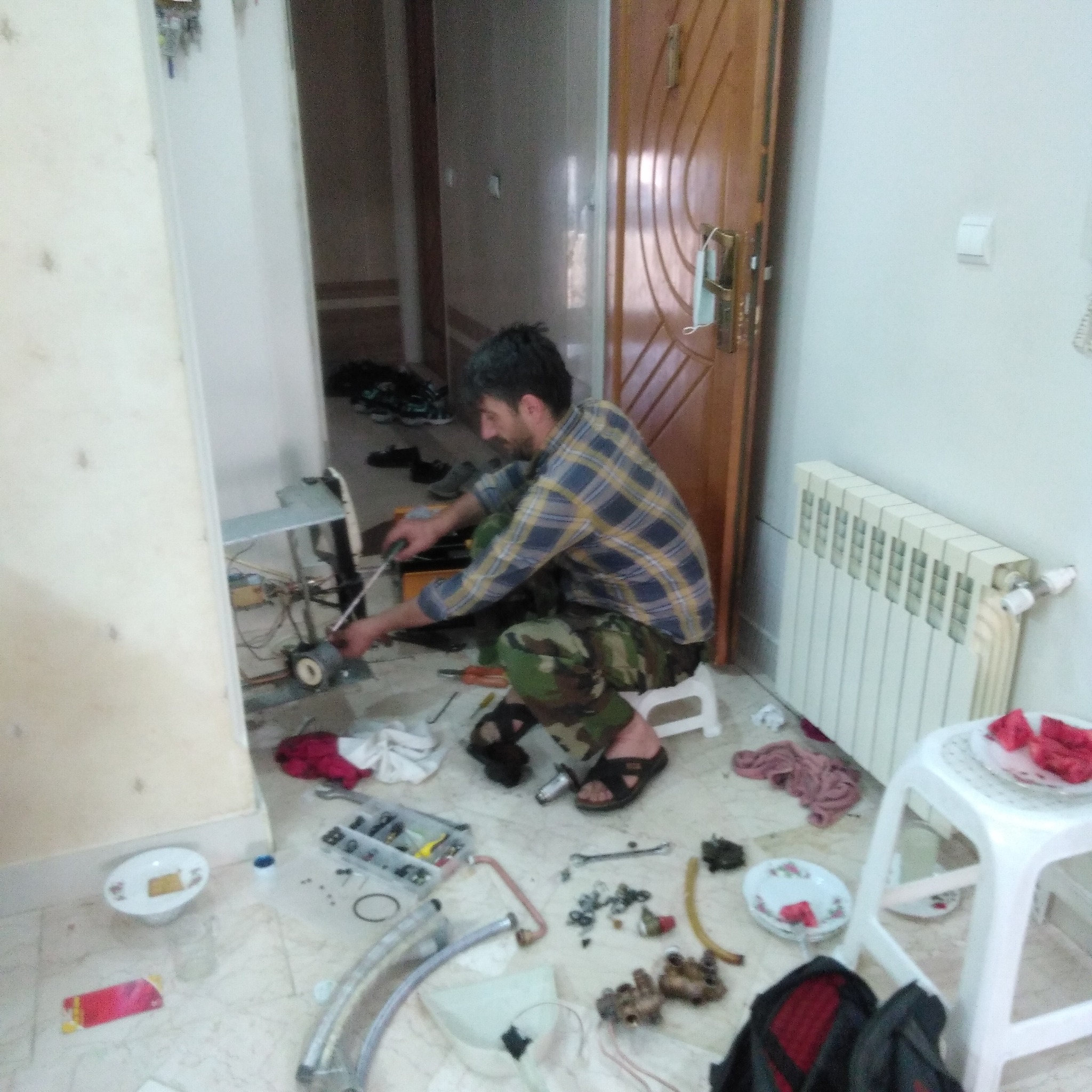 تعمیرکار،سرویس کارتخصصی پکیج و آبگرمکن