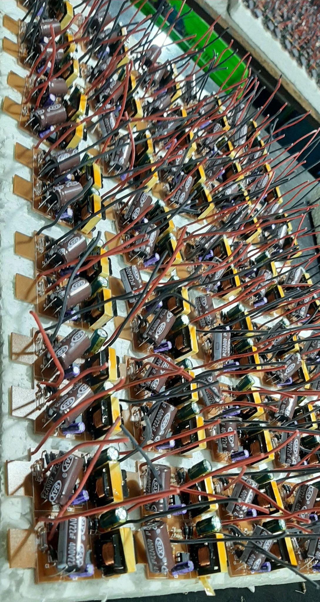 طراحی ساخت ومونتاژ انواع بردهای الکترونیکی