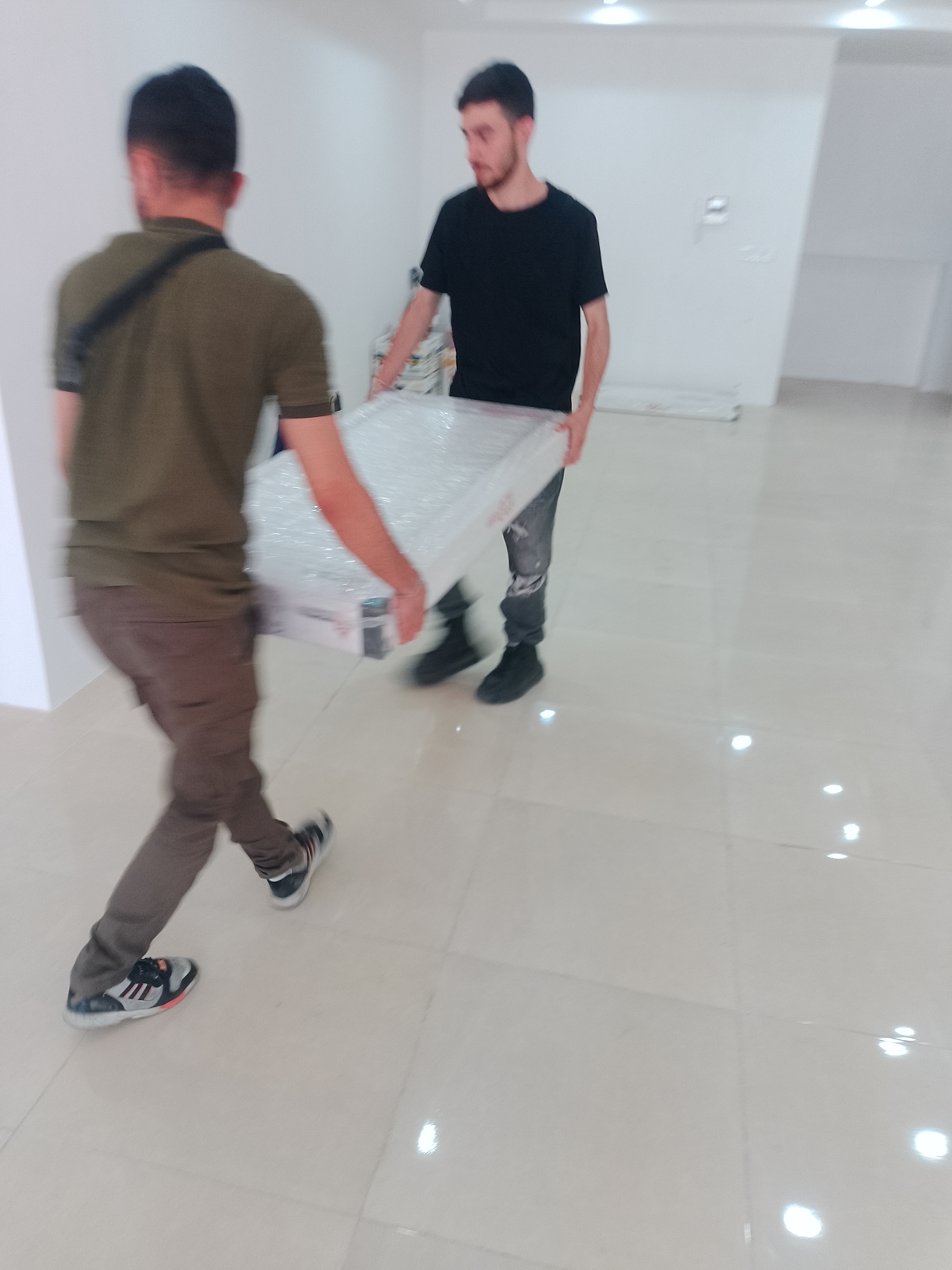 خدمات تخصصی کولرگازی و داکت اسپیلت پناه