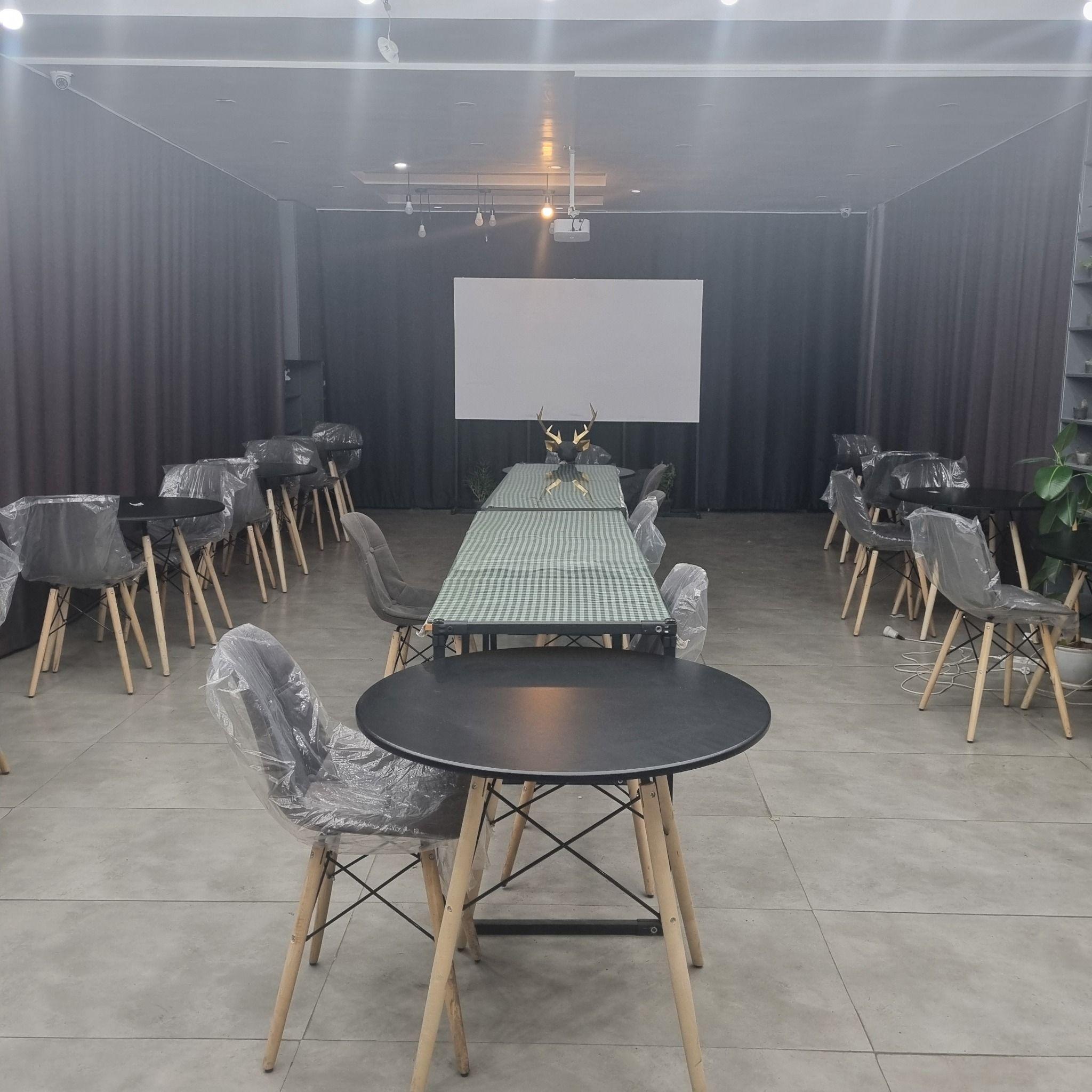 فروشگاه کتاب و لوازم التحریر بری بوک