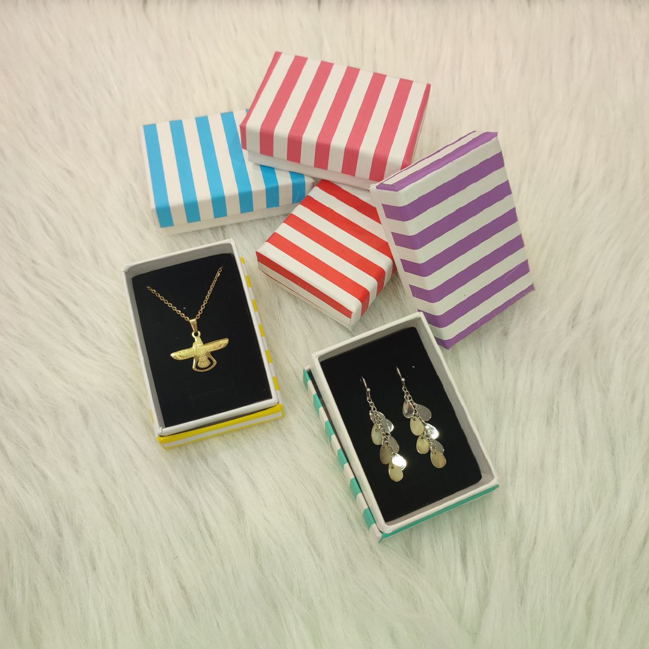 پخش جعبه طلا و زیورآلات ونوس