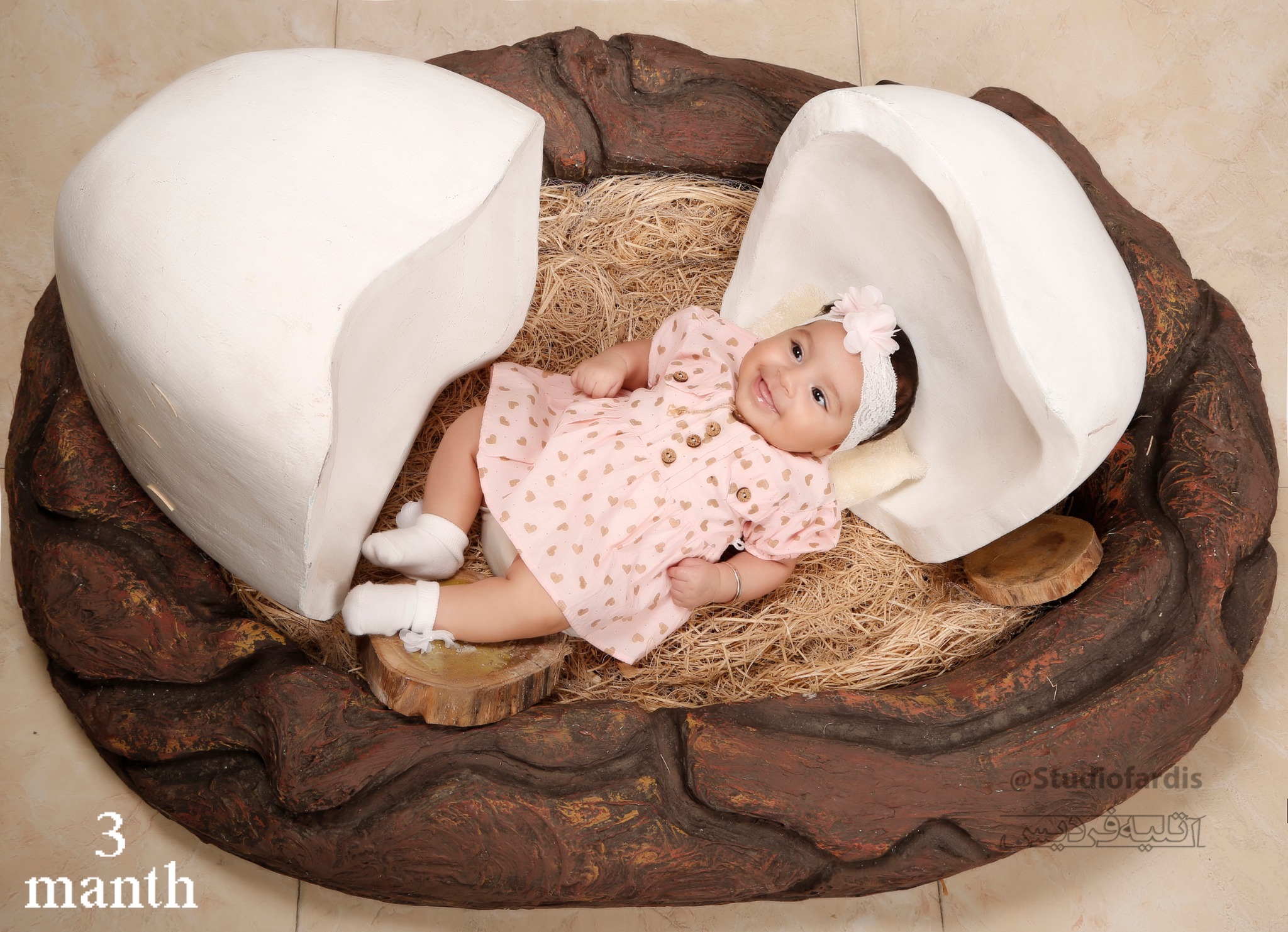 آتلیه فردیس  عکاسی آتلیه کودک آتلیه عروس