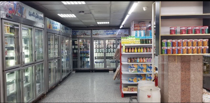 بستنی و لبنیات سنتی کامدین