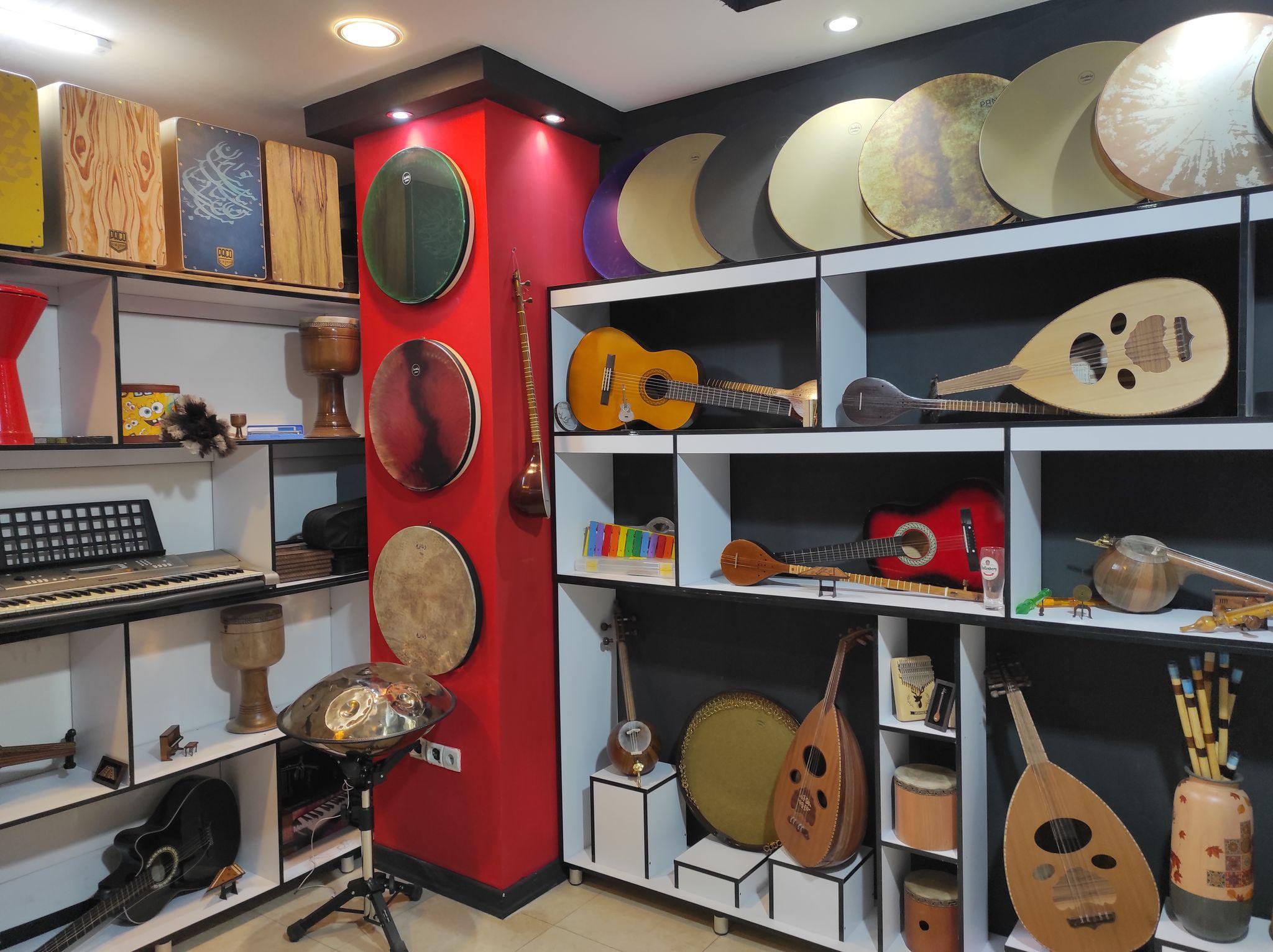 گالری موسیقی شهرِ ساز