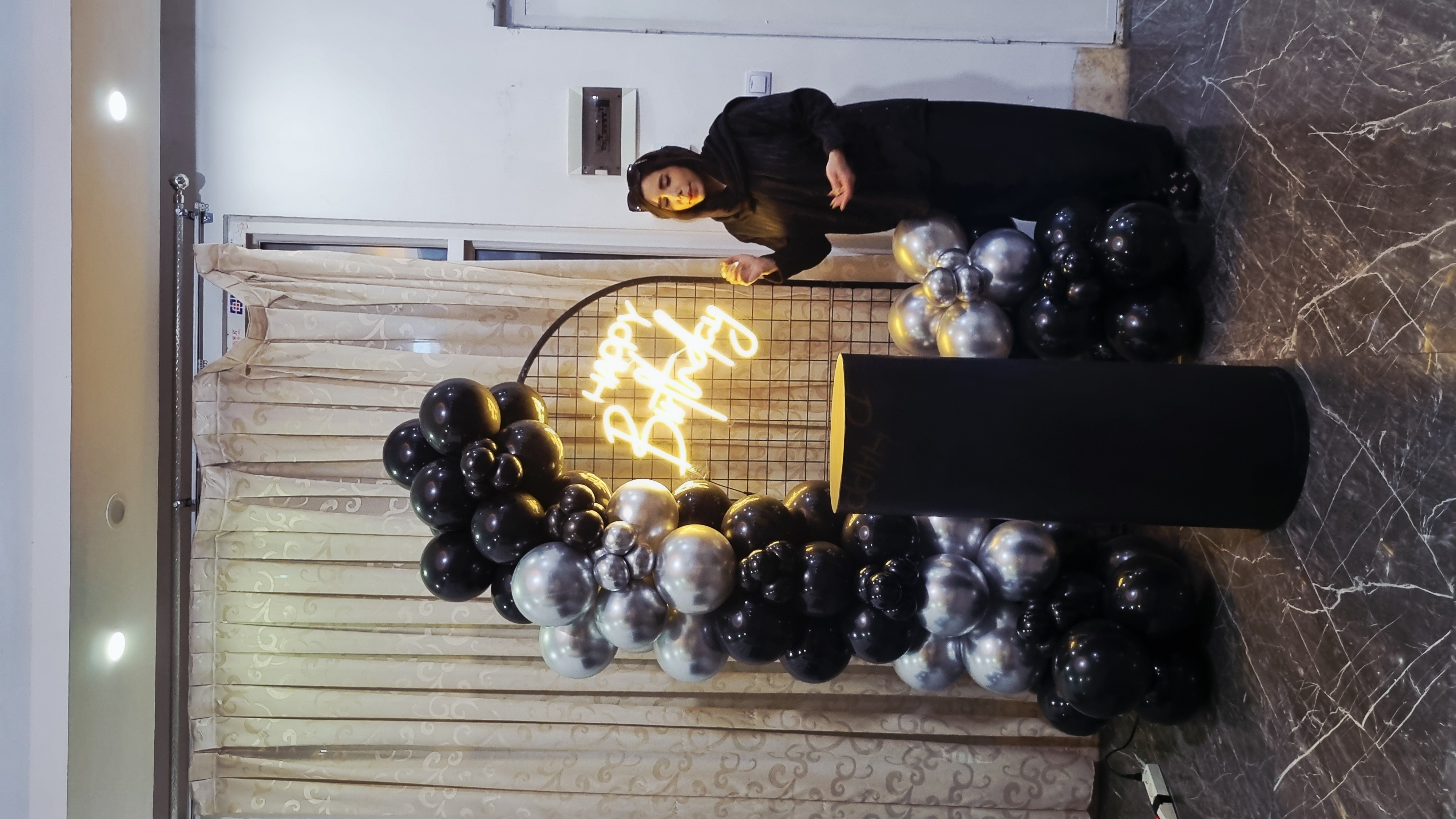 بادکنک آرایی و گل آرایی