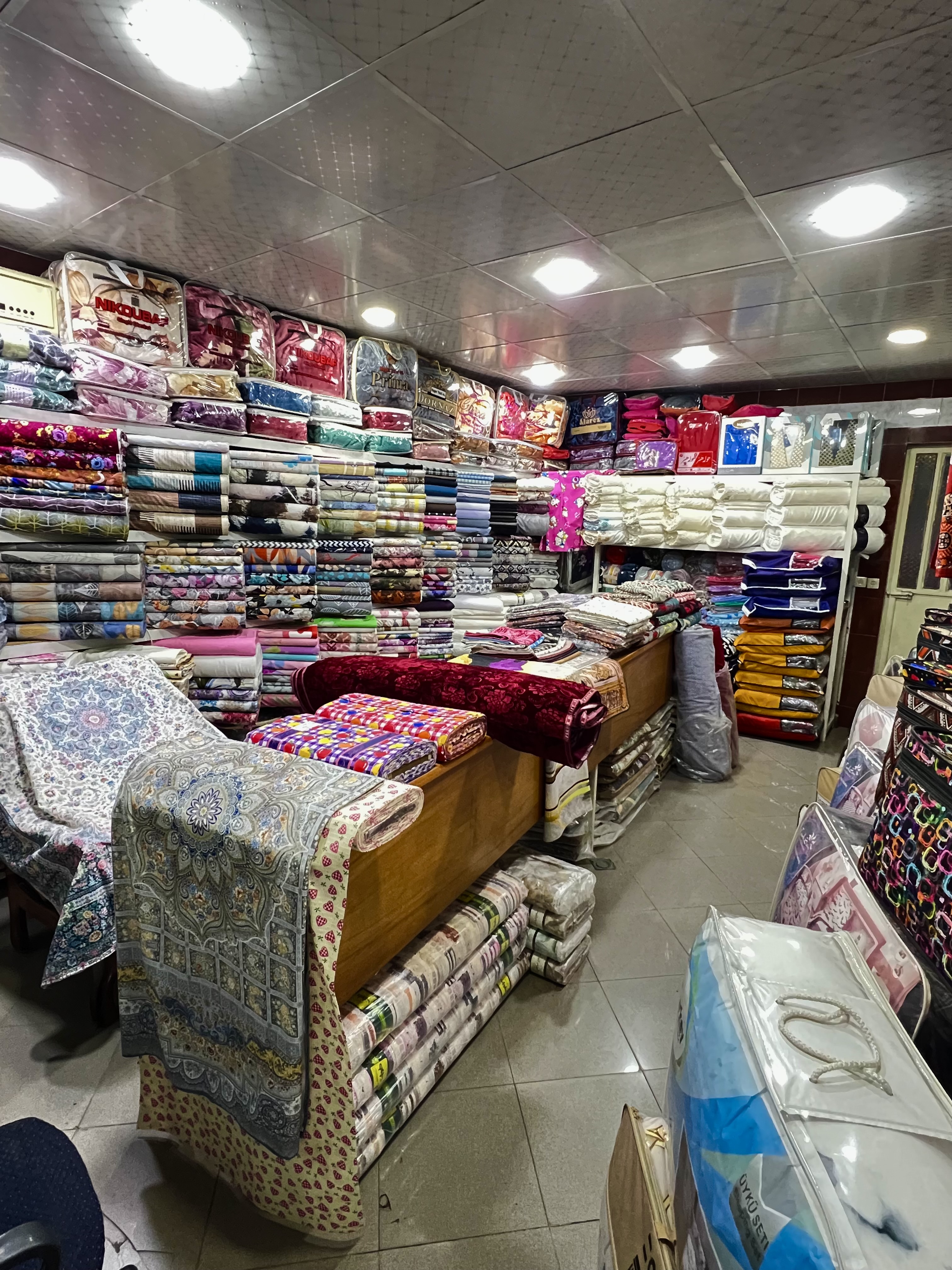 پارچه و کالای خواب مهدی زاده