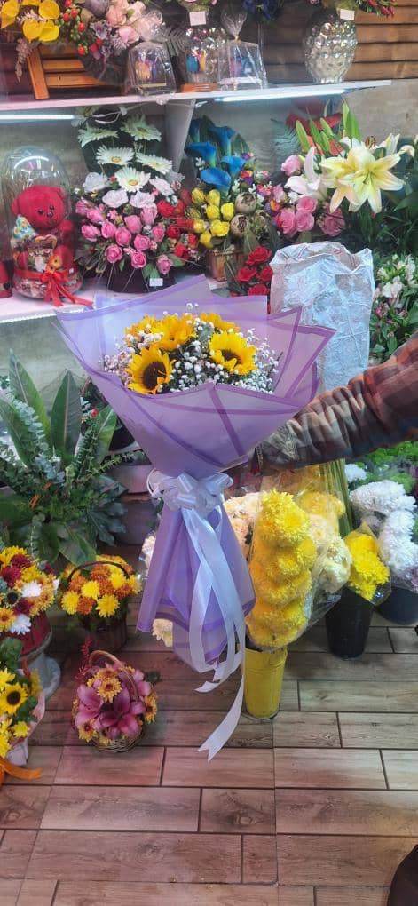 گل فروشی پونه