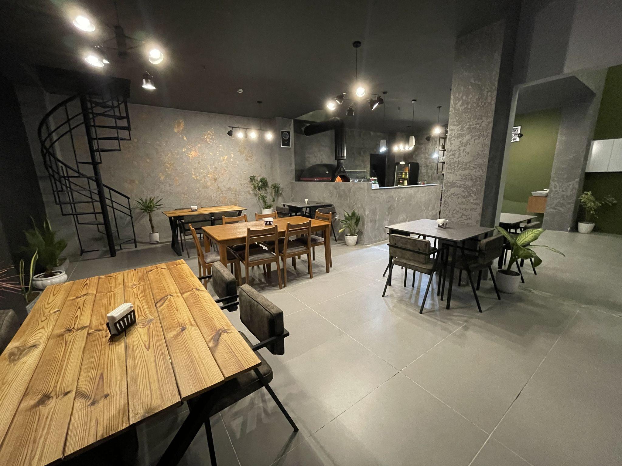 پیتزا پیزونه