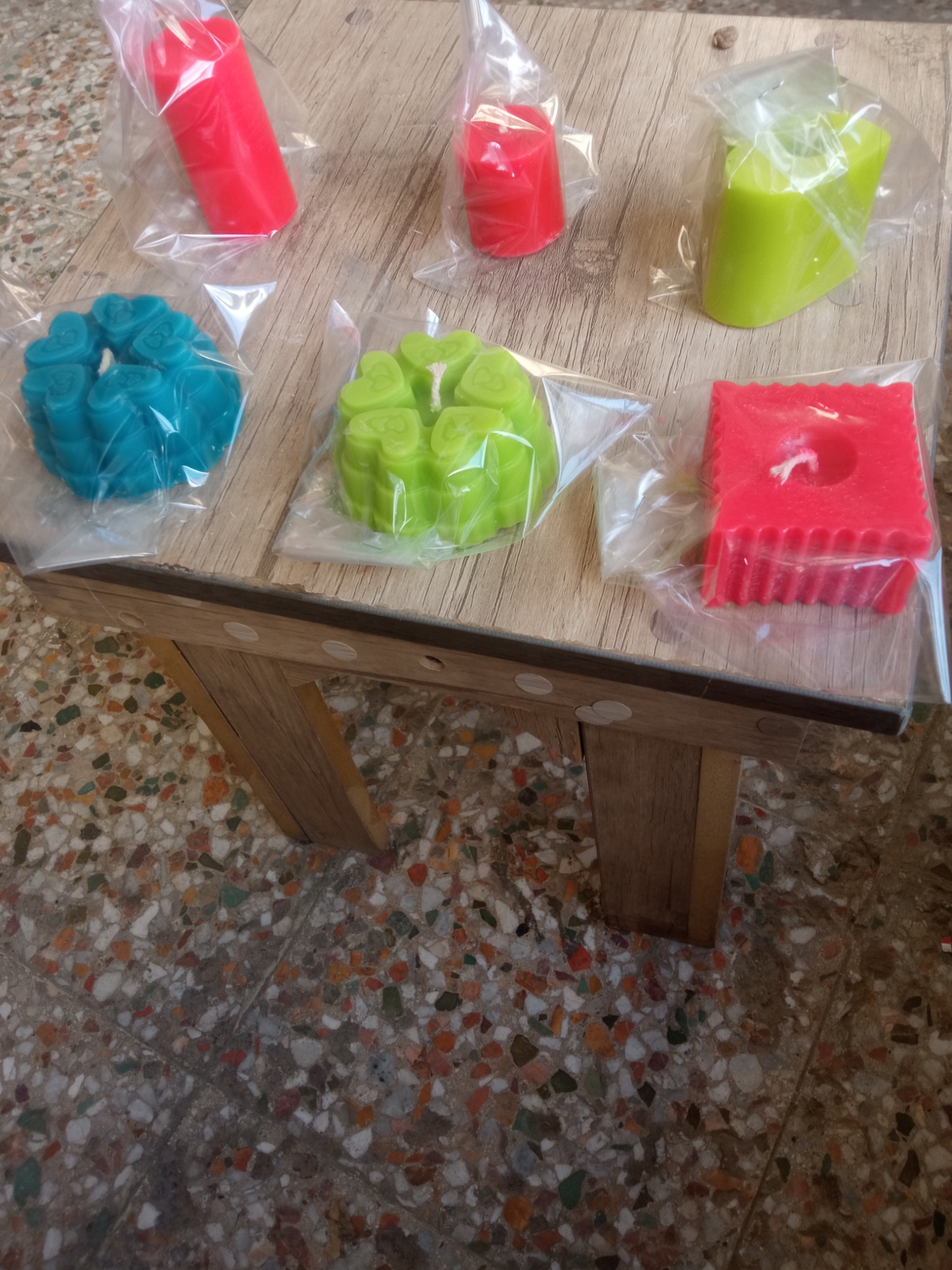 شمع سازی و سنگ مصنوعی دکوری محسن فصاحت