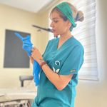 کلینیک زیبایی اورانوس دکتر رستمی