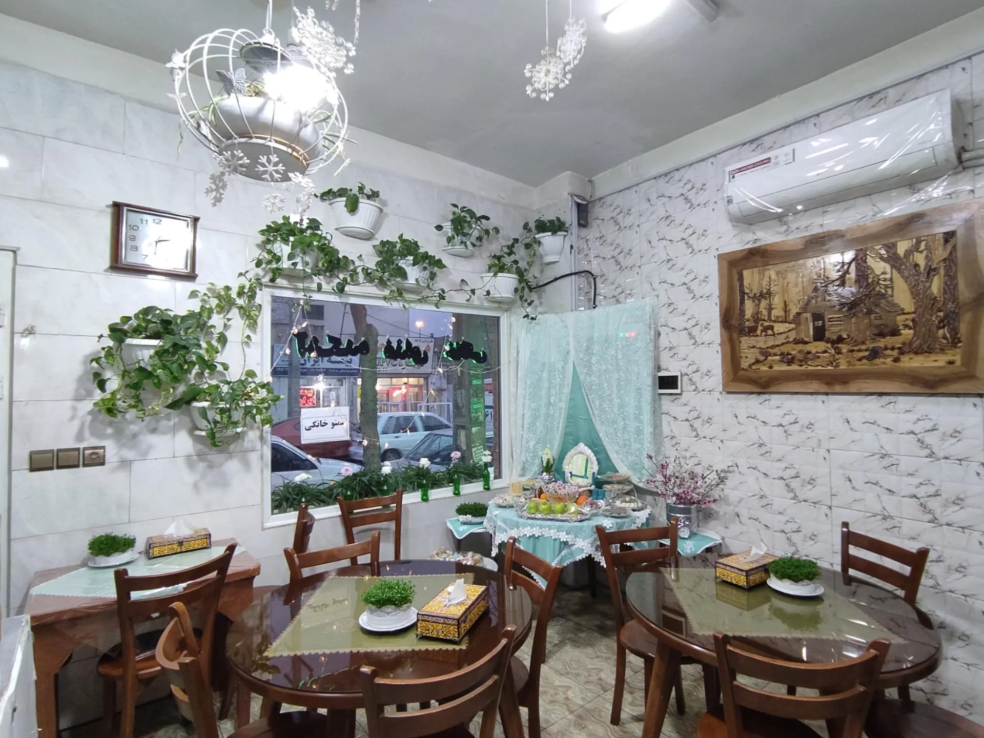 کبابی مهردوست