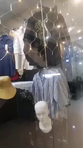 فروشگاه پوشاک