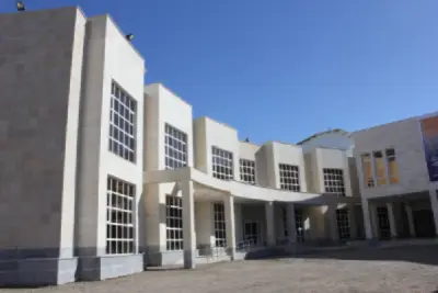 هنرستان هنرهای زیبا پسران کرج