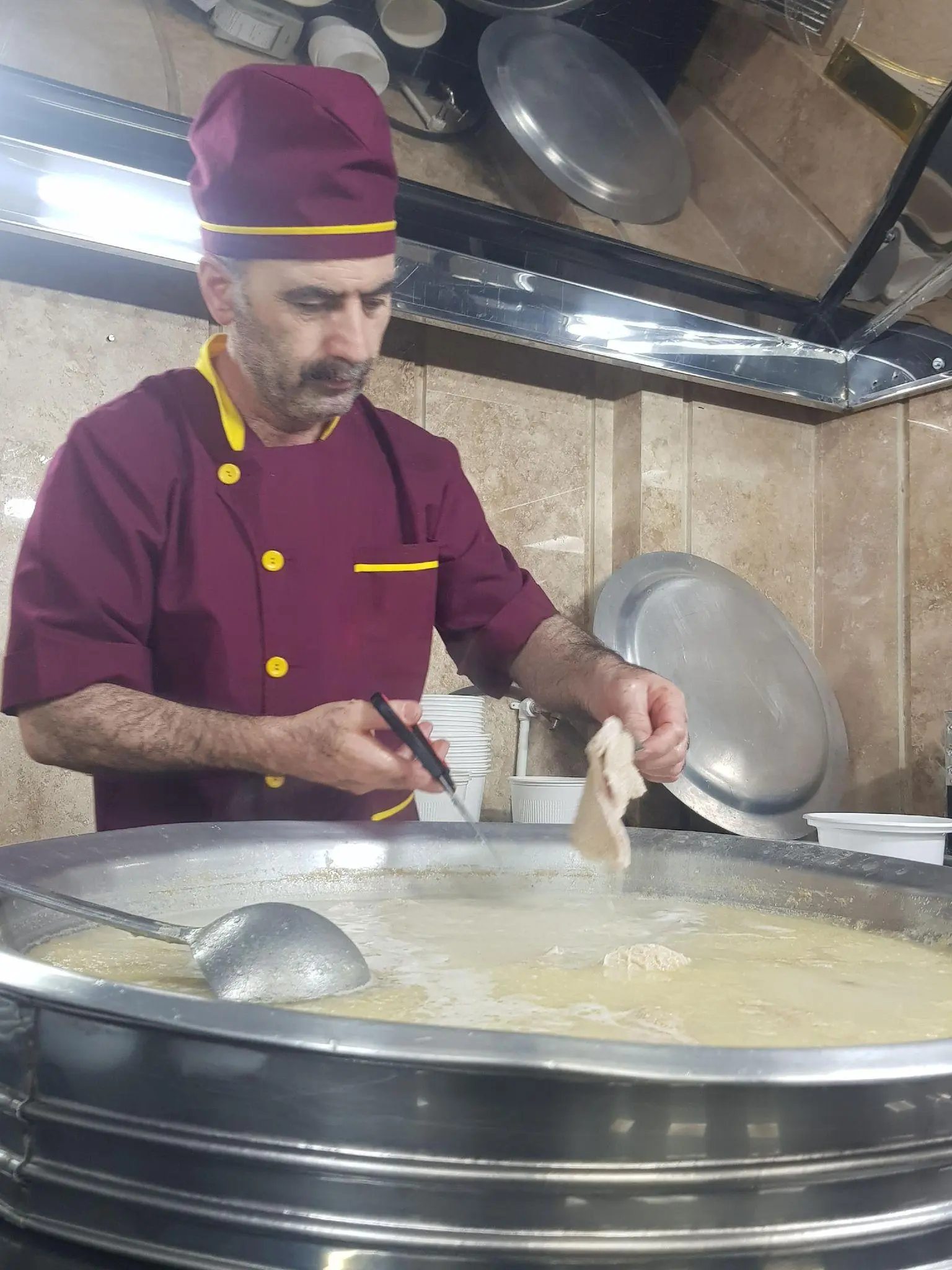 طباخی فرزاد