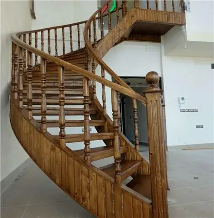 طراحی وساخت کلبه چوبی شاعری