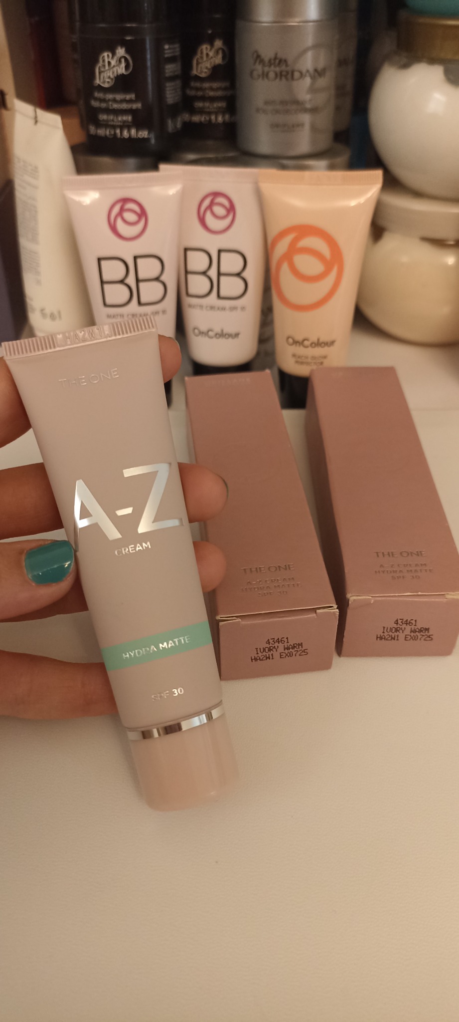 محصولات آرایشی اوریفلیم