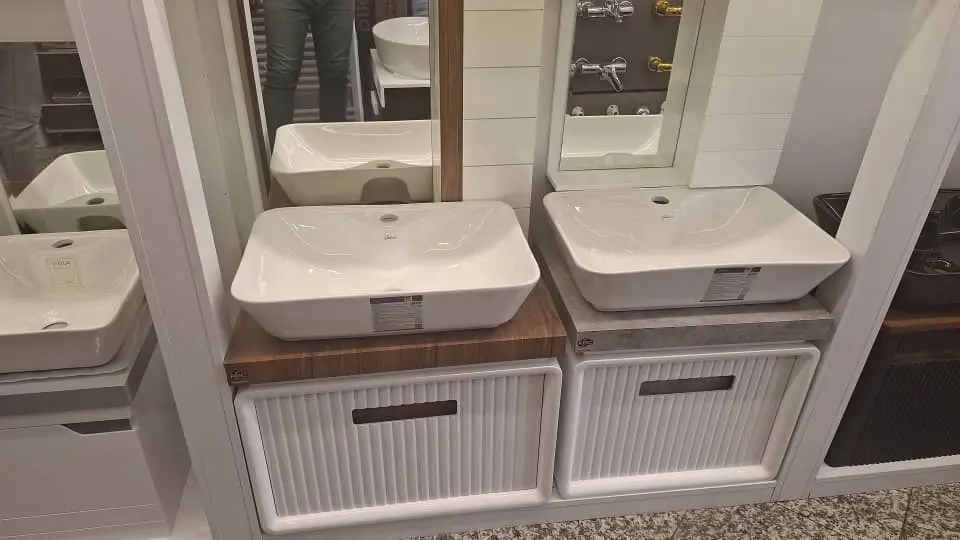فراسرویس نمایندگی لورچ