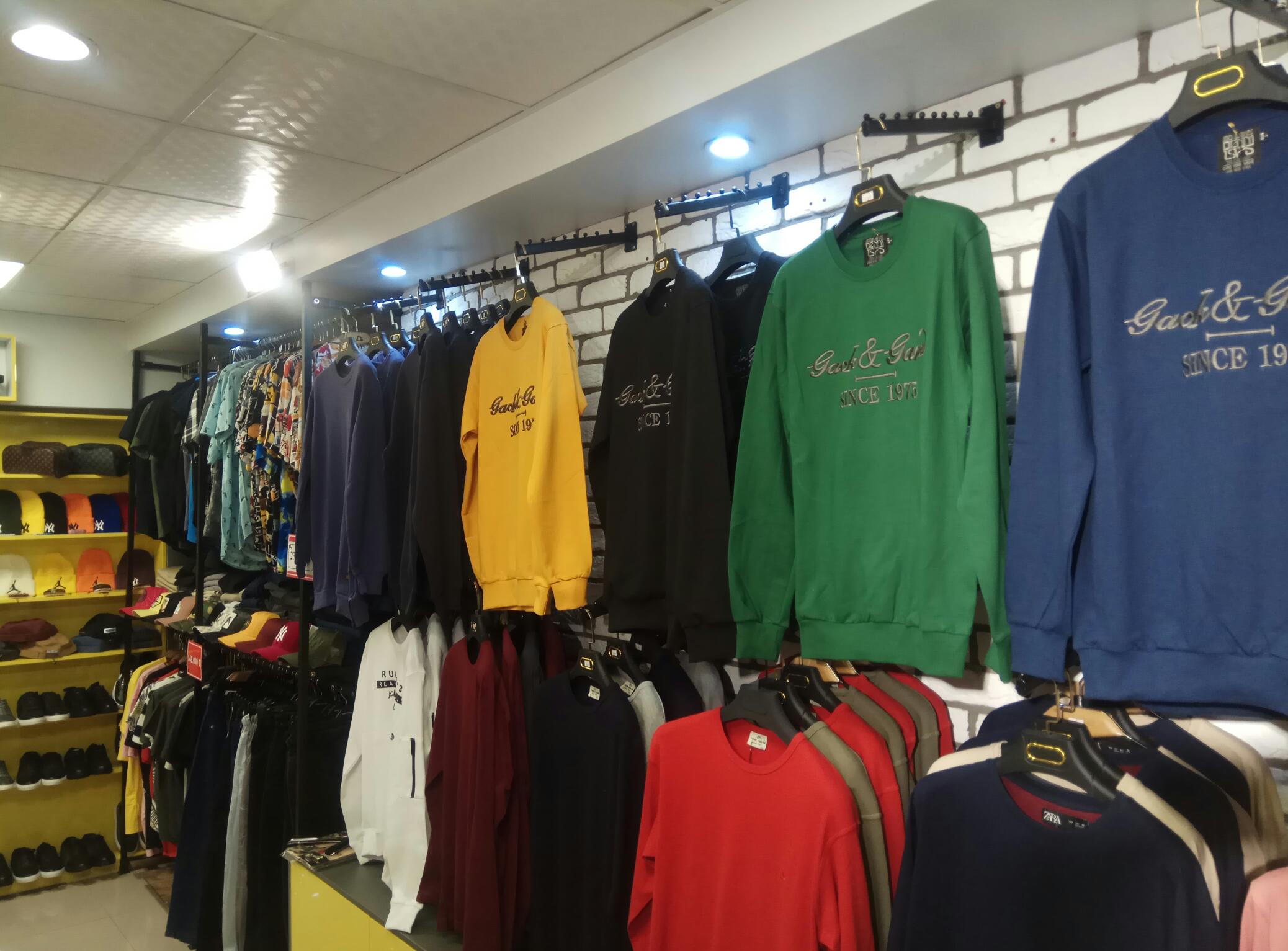 فروشگاه پوشاک کارما