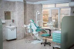 درمانگاه دندانپزشکی دی